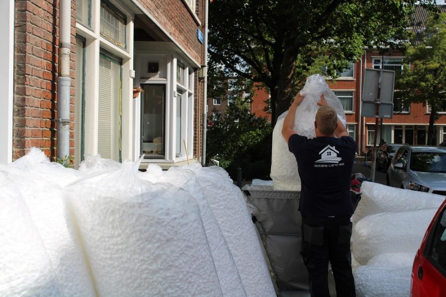 De waarde van een woning stijgt als er geïsoleerd wordt en nog meer energiebesparende maatregelen doorgevoerd worden. 