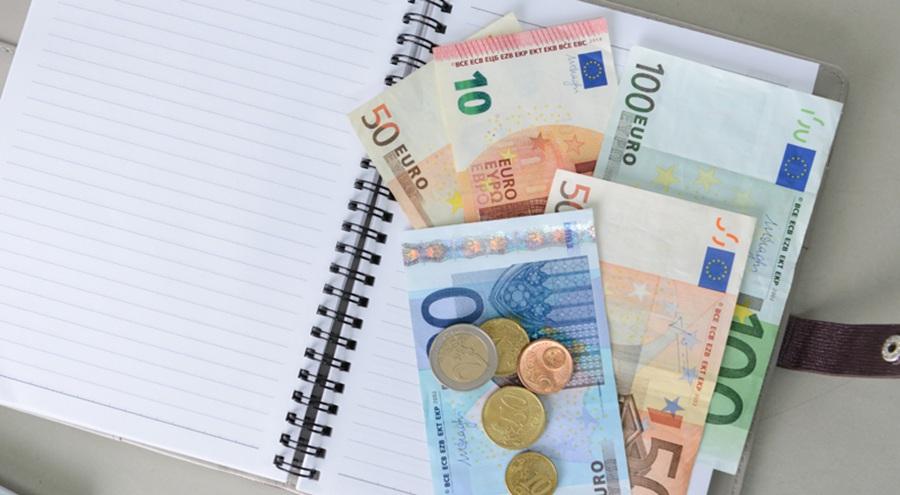 Banken gaan soepeler om met contant geld