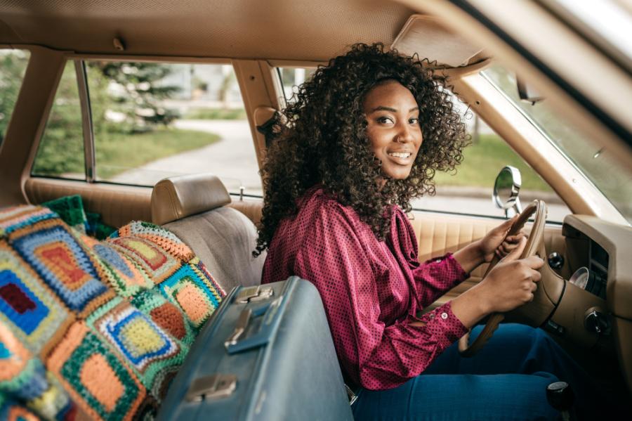 Onze verzekeringsadviseur Amber van Beers helpt je veilig en verantwoord vakantie vieren met een aantal nuttige tips!