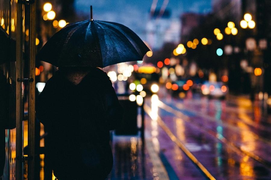 De afkorting WOZ staat voor wet Waardering Onroerende Zaken. Deze wet is erg belangrijk voor huizenbezitters. 