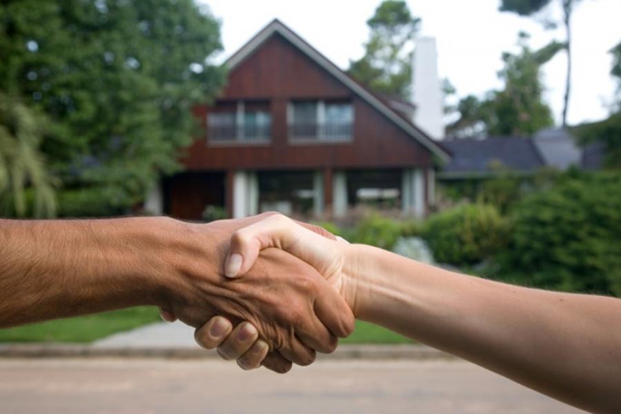 Er zijn veel woningen verkocht in het nieuwe jaar. Een flitsende start of koelt de huizenmarkt nog af?